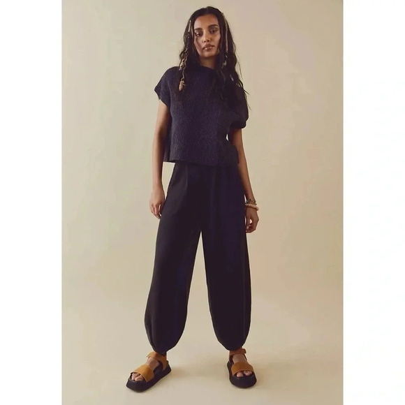 NWT Free People Freya Set FP Beach Sweater Top & Pants Black Charcoal Size XS - Picture 13 of 15